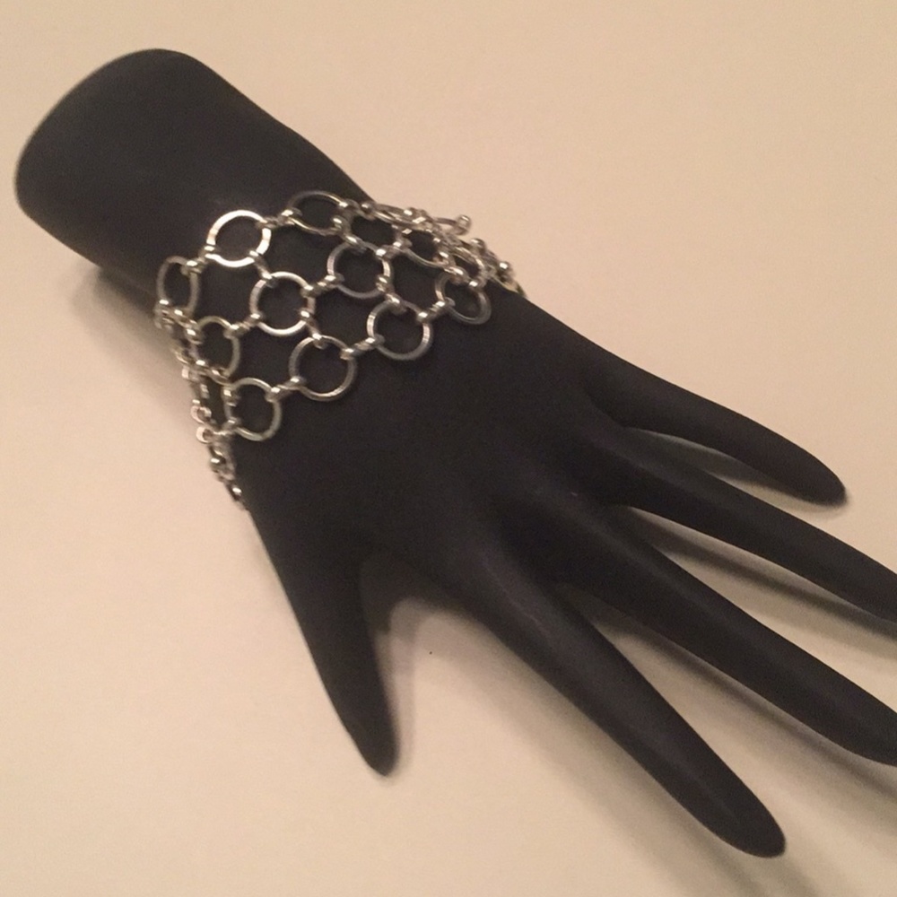 Looped Bracelet
